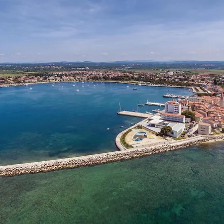 Stunning In Novigrad With Wifi *